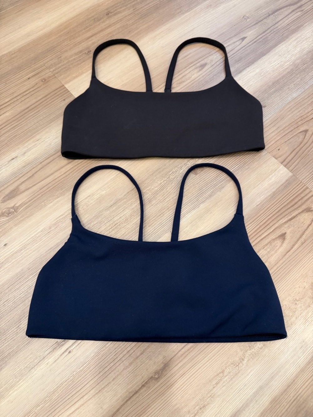 EUC Lululemon Wunder Train Strappy Bra A/B Bundle-Navy & Black-Size 8